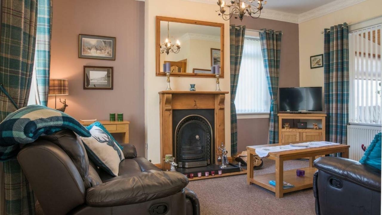 Pippin, Tranquil Scottish Cottage With Hot Tub エイドリー エクステリア 写真
